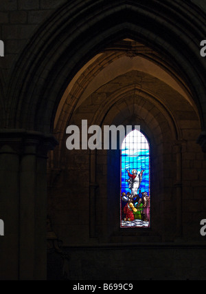 Glasfenster im 13. Jahrhundert Alkoven von Hexham Abbey Stockfoto