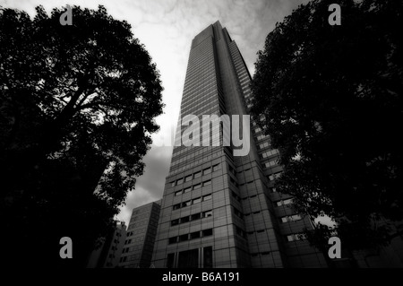 Shinjuku Park Tower-Gebäude, beherbergt der Park Hyatt Tokyo Hotel. Shinjuku. Tokyo. Japan Stockfoto