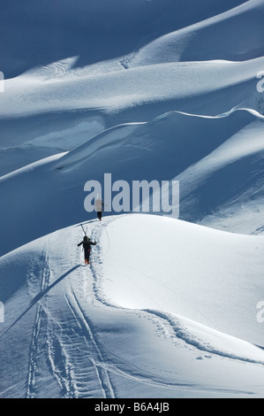 Zwei Bergsteiger auf Vallunaraju Berg Anden Ancash Provinz Peru Südamerika Stockfoto