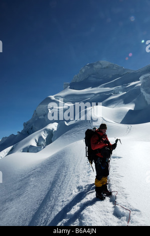 Bergsteiger auf Vallunaraju Berg Anden Ancash Provinz Peru Südamerika Stockfoto