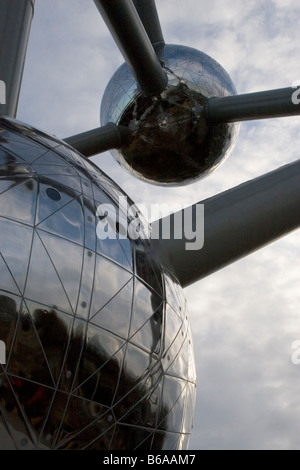 Berühmte Symbol und Wahrzeichen entwickelt das Atomium von André Waterkeyn für die Weltausstellung 1958 in Brüssel, Belgien Stockfoto