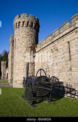 Replikat Dampfmaschine bei Cyfarthfa Burg Merthyr Tydfil Wales UK Stockfoto