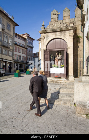 Eines der Kreuzweg (Passos da Paixao de Cristo) in Guimarães, Portugal. Stockfoto
