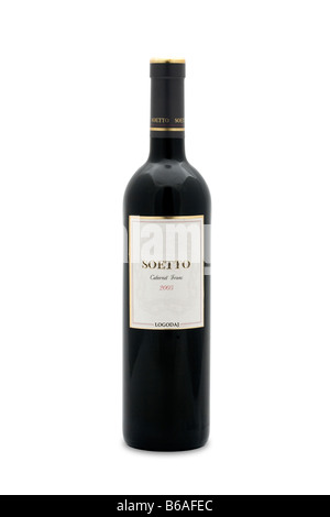 Soetto Cabernet Franc 2005 bulgarischen Wein Weingut Logodaj trocken rot Wein dunklen Reich rubinrote Farbe Lila Nuancen schwarzer Johannisbeere Früchte le Stockfoto