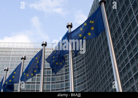 Das Berlaymont-Gebäude der staatlichen Gebäude in Brüssel, Belgien. Hauptsitz der Europäischen Kommission Gehäuse Stockfoto