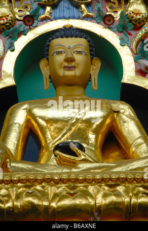 GOLDENEN BUDDHISTISCHEN TEMPEL IN BYLAKUPPE COORG KARNATAKA Stockfoto