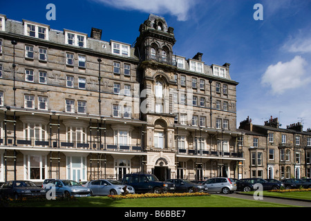 Harrogate Kenotaph Yorkshire Hotel North Yorkshire UK Großbritannien Stockfoto