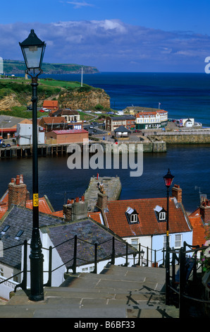 Am frühen Morgen Panoramablick auf Whitby Hafen und Stadt, North Yorkshire Stockfoto