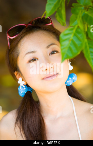 Porträt der jungen Frau im bikini Stockfoto
