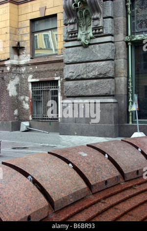 Elissey Katze Skulptur an der Fassade des Elisseeff Emporium, St. Petersburg Stockfoto