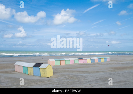 Bunte Strand Hütten, Berck, Pas-De-Calais, Frankreich Stockfoto