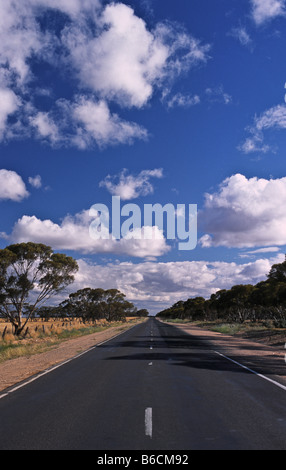 Autobahn, Outback Australien Stockfoto