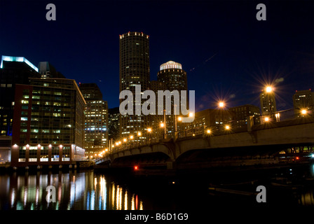 Evelyn Moakley Brücke in Boston, MA Stockfoto