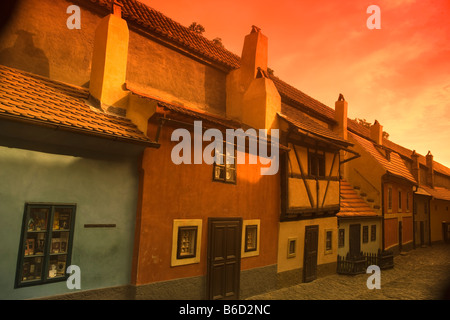 HÄUSER AM BURGVIERTEL GOLDEN LANE HRADSCHIN PRAG TSCHECHISCHE REPUBLIK Stockfoto