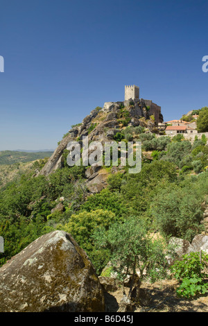 Mittelalterliche Burg und Dorf von sortelha in der Nähe von Covilhã Stockfoto