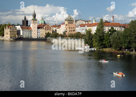 SMETANA MUSEUM ALTE WASSER TURM VLTAVA FLUSS ALTSTADT MALA STRANA PRAG TSCHECHISCHE REPUBLIK Stockfoto