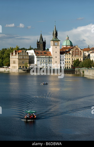 SMETANA MUSEUM ALTE WASSER TURM VLTAVA FLUSS ALTSTADT MALA STRANA PRAG TSCHECHISCHE REPUBLIK Stockfoto