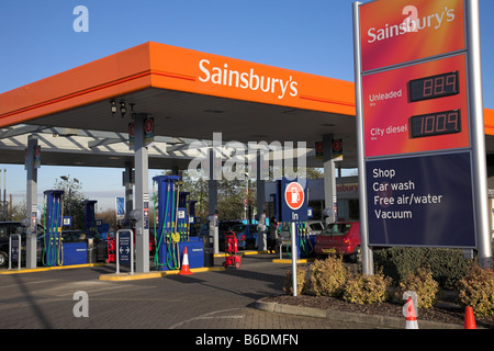 Sainsbury's Tankstelle. Stockfoto