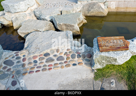 CHINA YANGTZE RIVER SANDOUPING Zeichen im staatlich geförderten Park in den drei Schluchten Damm Stride sorgfältig Stockfoto
