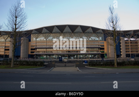 England. Ascot. Neu entwickelte Ascot Stand, Rennbahn Eingang. Februar 2007. Stockfoto