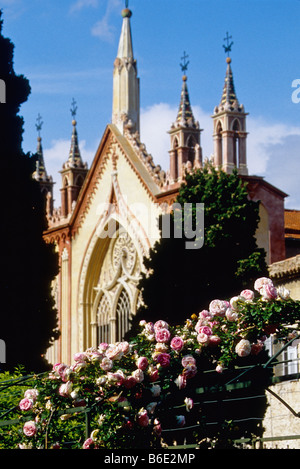 Die Franciscain Kirche und der Garten des Klosters von Cimiez in Nizza Stockfoto