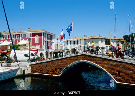 Marina Village von Port Grimaud in der Nähe von Saint Tropez Stockfoto