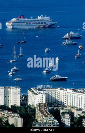 Draufsicht der festgemachten Boot in der Bucht von Cannes-Stadt Stockfoto