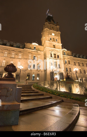 Das Parlament Gebäude der Quebec Stadt bei Nacht Stockfoto