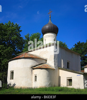 Religiöse Architektur, Kuppel der Kirche, Pskow, Russland Stockfoto