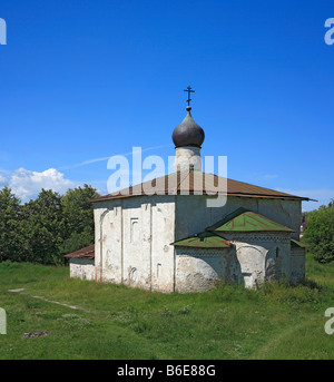 Religiöse Architektur, Kuppel der Kirche St. Cosmas und Damian (1383), Pskow, Russland Stockfoto