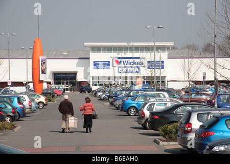 Cambridge schließen Retail Park, Aylesbury, betrieben von The Junction. Stockfoto