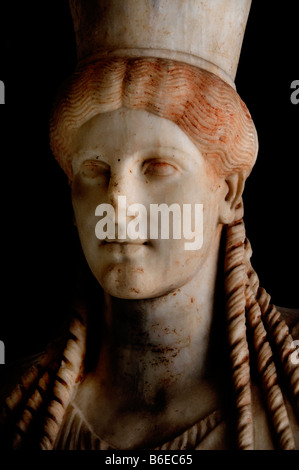 Istanbul Museum Türkei archaisierenden Caryatide Spalte in Form eines ersten Marmor Tralles Aydin frühen römischen 1 Cent BC Stockfoto