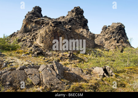 Felsformationen an Dimmuborgir Lava Gebiet östlich von See Mývatn in Nordisland. Stockfoto