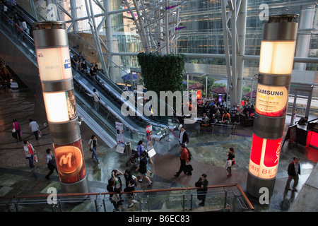 China Hong Kong Kowloon Langham Place Shopping mall Stockfoto