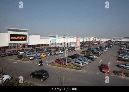 Erhöhten Blick auf Cambridge schließen Retail Park, Aylesbury, betrieben von The Junction. Stockfoto