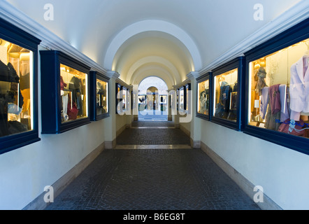 Rom eine Einkaufsgalerie in Piazza di Spagna Stockfoto