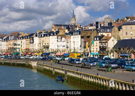 Trouville und Fluss Touques, Calvados, Normandie, Frankreich Stockfoto