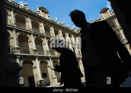 Santo Tomas de Villanueva Hof in alten Major School von San Ildefonso heute Rektor von ALCALA DE HENARES Universität Stockfoto