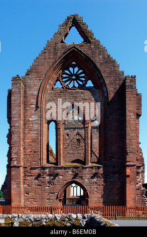 Sweetheart Abbey aus dem Norden in das Dorf neue Abtei, in der Nähe von Dumfries, Scotland Stockfoto