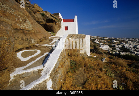 Kleine Kapelle vor Mykonos Stadt, Mykonos, Griechenland, Europa Stockfoto