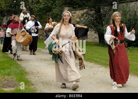 Die Spielleut G'hoersturz, Band, auf die historische Staufermarkt im Kloster Lorch, Lorch, Baden-Württemberg, Deutschland, Europa Stockfoto