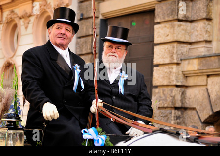 Kutscher auf dem Oktoberfest Tracht Prozession, München, Bayern, Deutschland, Europa Stockfoto