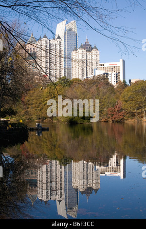 Atlanta Georgia Midtown Skyline von Piedmont Park Stockfoto