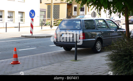 Blitzer in einem zivilen Polizeiauto Stockfoto