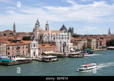 Kirche von Santa Maria dei Gesuati gesehen vom Canal Grande, Venedig, Italien, Europa Stockfoto