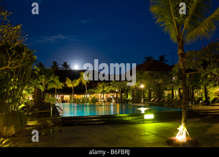 Schwimmbad des Hotel Santika Beach, Tuban, Kuta, Bali, Indonesien, Asien Stockfoto