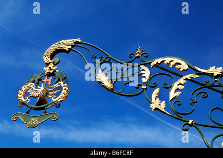 Dekorative Ladenschild für eine Apotheke in Nürnberg, Bayern, Deutschland, Europa Stockfoto