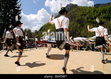 Schuhplattler, bayerische Folklore, Volkstanz, Ruhpolding, Chiemgau, Bayern, Europa Stockfoto