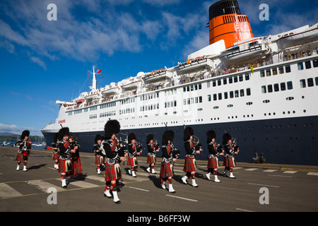 Cunard Liner Queen Elizabeth 2 festgemacht an Greenock auf schottischen Firth of Clyde 5. Oktober 2008 während ihrer letzten Reise Stockfoto