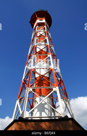 Historischer Leuchtturm Oberfeuer in Gruenendeich an der Elbe, Altes Land-Region, Niedersachsen, Deutschland, Europa Stockfoto